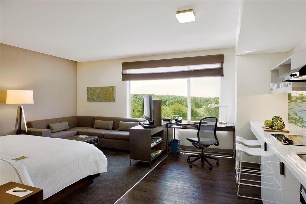 Отель Element Miami International Airport Номер фото