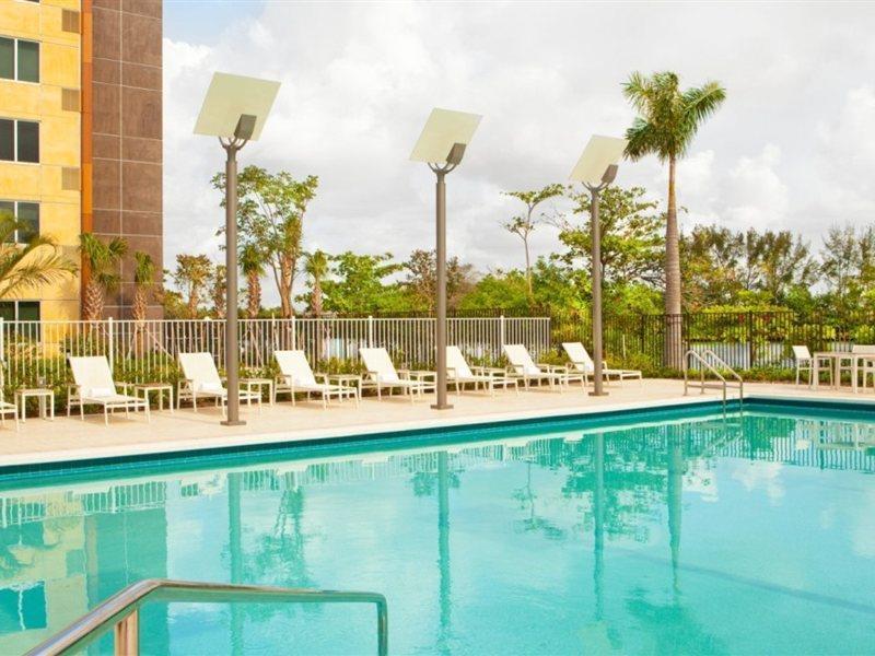Отель Element Miami International Airport Экстерьер фото
