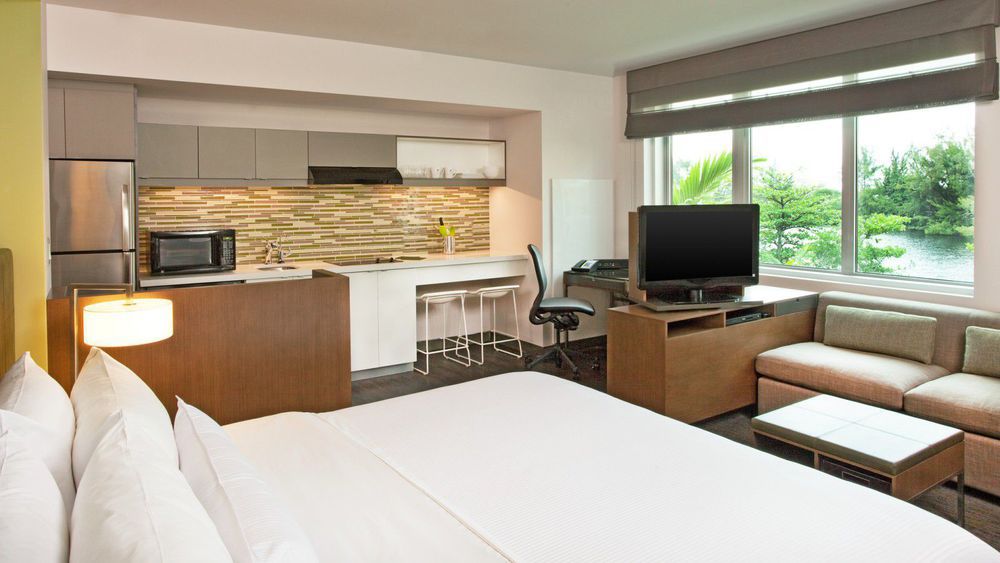 Отель Element Miami International Airport Экстерьер фото